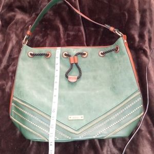 NWOT Nicole Miller green large bag 16" x 14"
